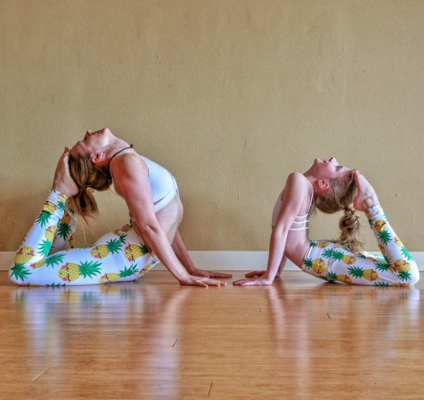 Pineapple yoga pants top